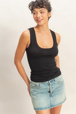 Load image into Gallery viewer, Black knit tank
